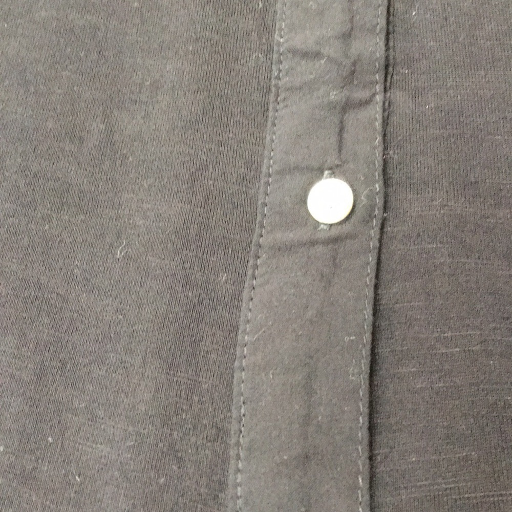 Max Studio button back tee - Picture 4 of 6